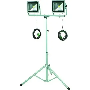 岩崎電気 E30007-0 (岩崎電気)｜パイプ取付式｜業務用照明器具｜電材堂【公式】
